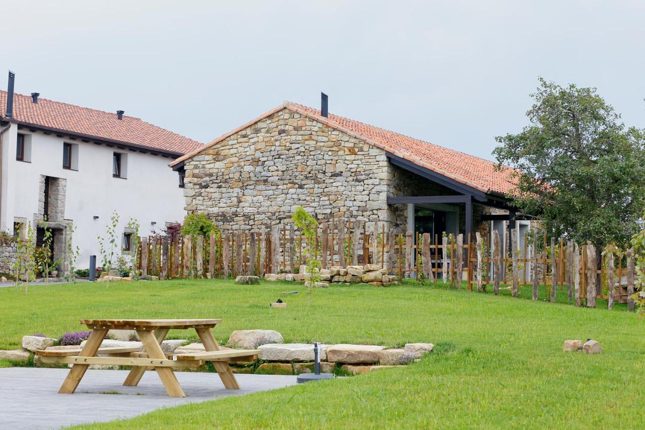 El Pilpayo Apartment Quintes Екстериор снимка